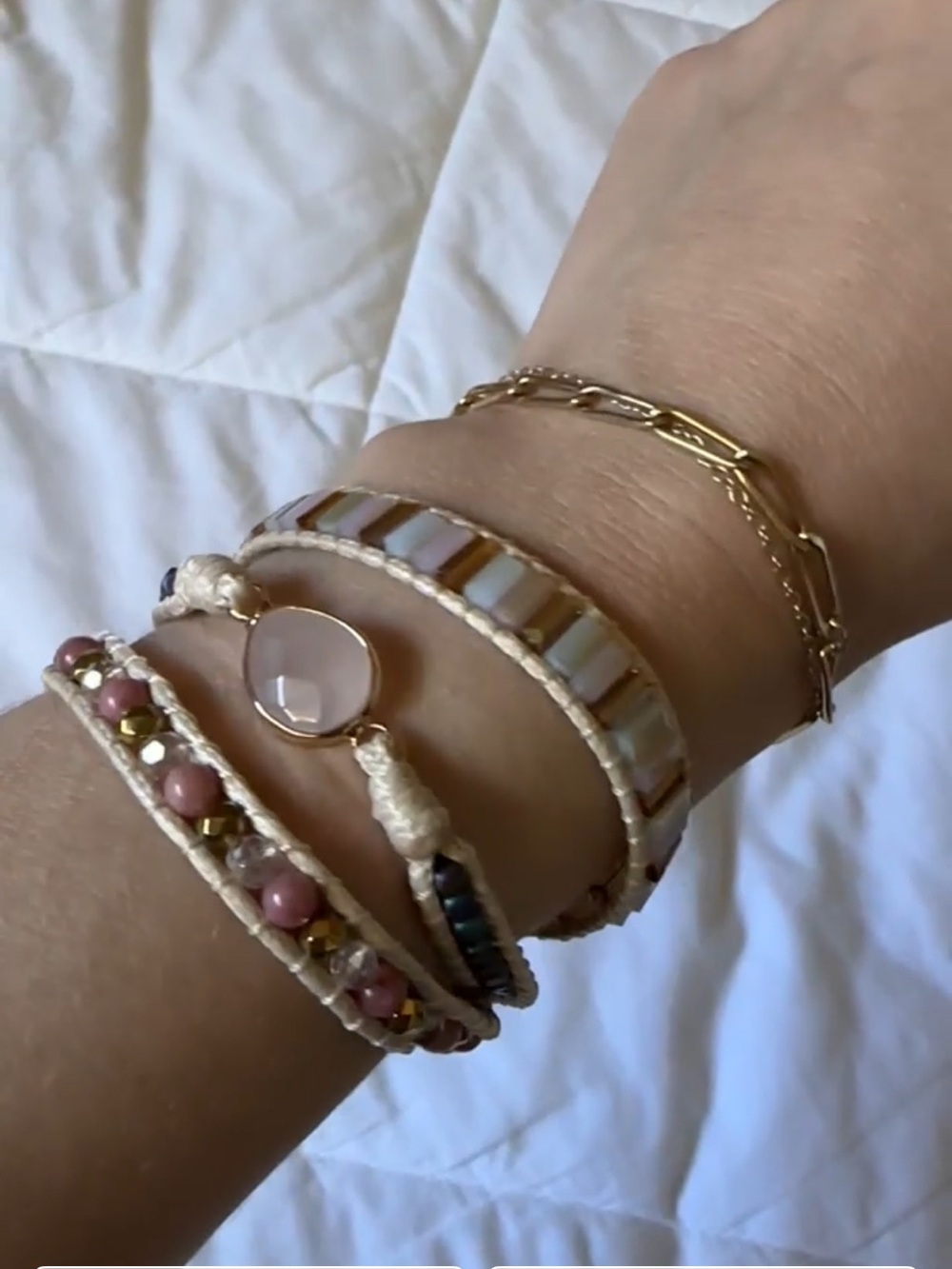 Beige Macramé Bracelet with Pink Stone and Multicolor Beads